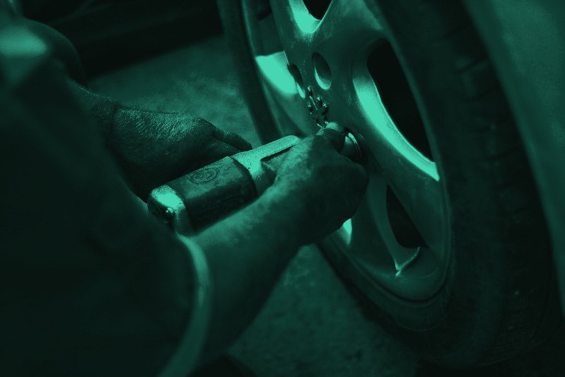 Labor pricing: how to set your workshop hourly rate